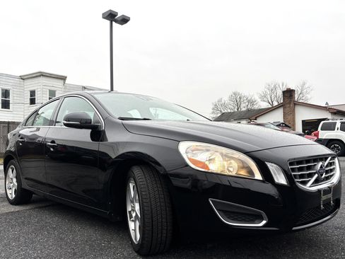 Used 2012 Volvo S60 T5 Premier image 3