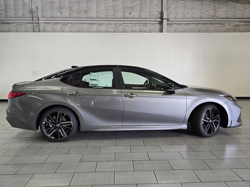 New 2026 Toyota Camry XSE FWD image 18