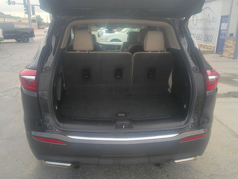 Used 2018 Buick Enclave Premium w/ Experience Buick Package AWD/4WD image 16