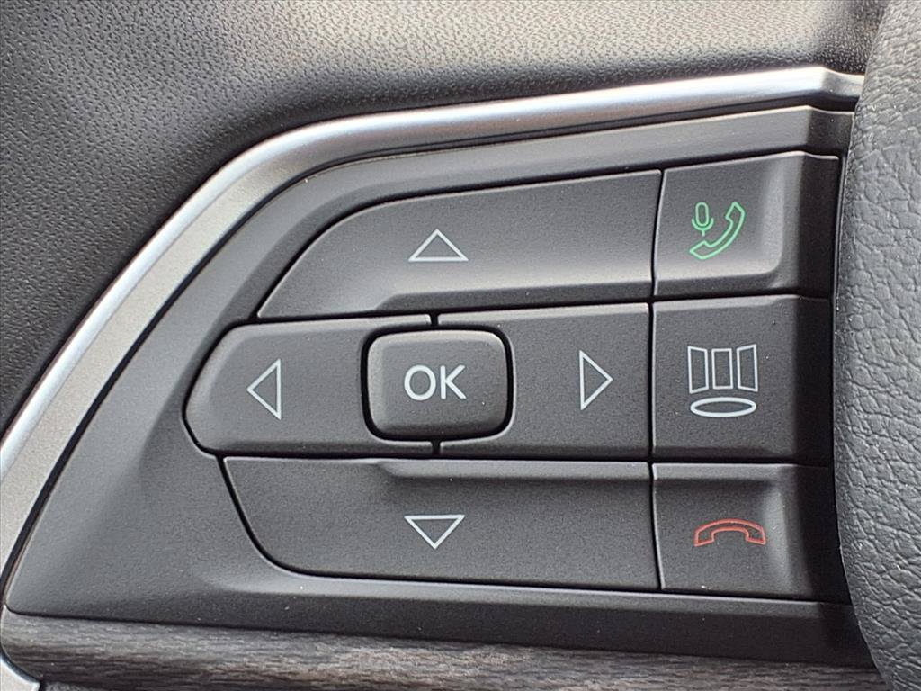 New 2026 Jeep Grand Cherokee Altitude RWD image 9