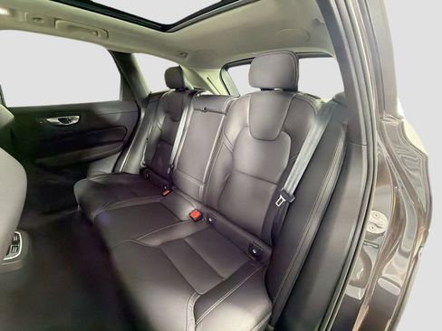 Certified 2023 Volvo XC60 B5 Ultimate w/ Protection Package FWD image 25