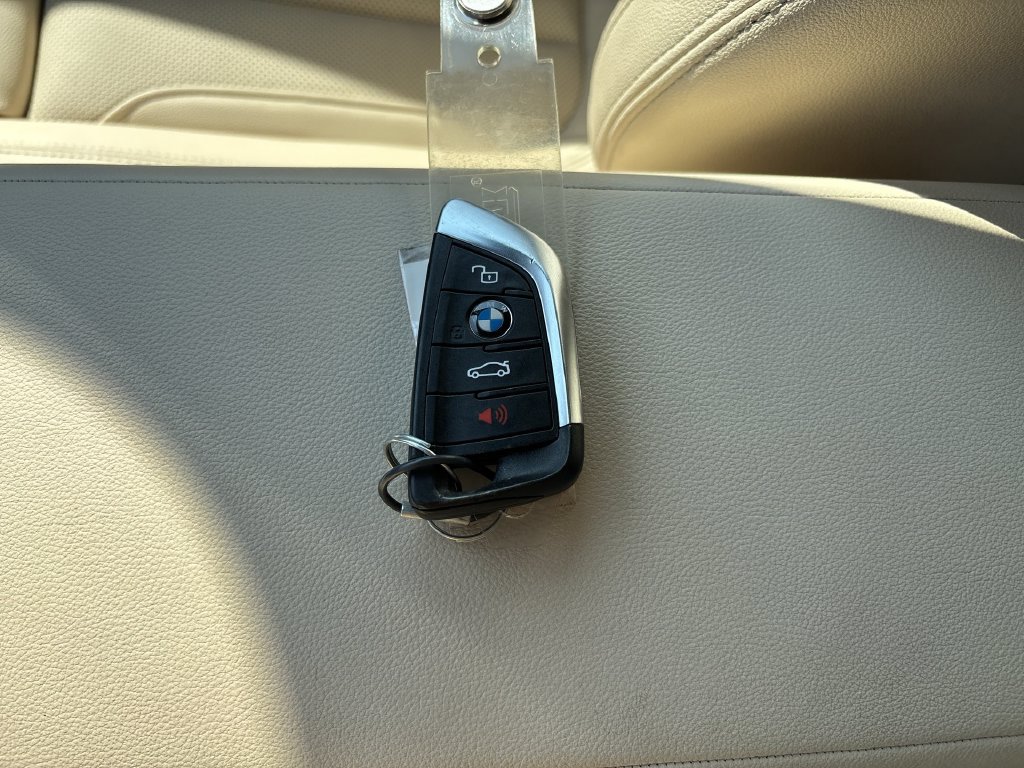 Used 2024 BMW i4 eDrive35 w/ Premium Package RWD image 35