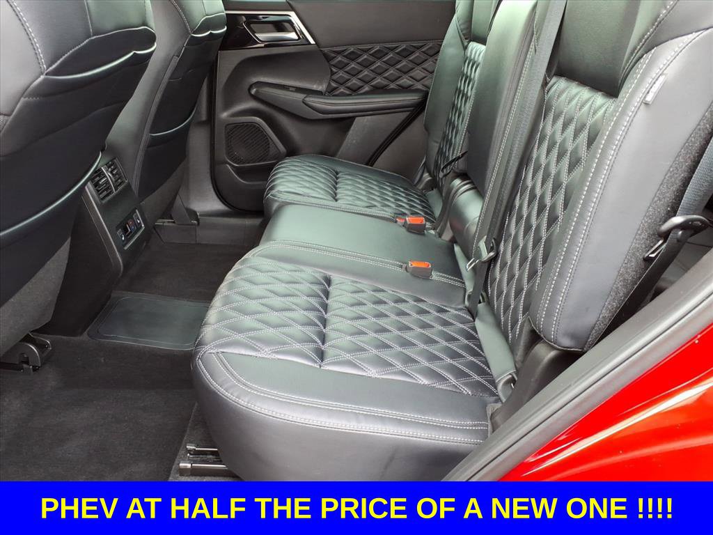 Used 2023 Mitsubishi Outlander SEL 40th Anniversary AWD/4WD image 13