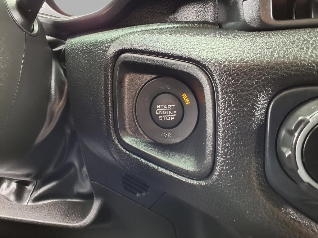 Certified 2025 Jeep Wrangler Unlimited Sport AWD/4WD image 8