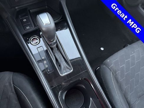 Used 2023 Nissan Kicks SV image 21