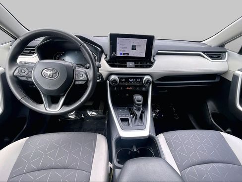 Used 2024 Toyota RAV4 XLE w/ Convenience Package AWD/4WD image 16