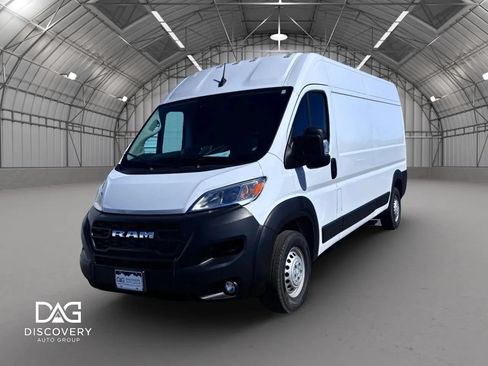 Used 2026 RAM ProMaster 2500 w/ Convenience Group FWD image 1