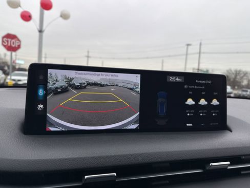 Used 2023 Genesis GV70 2.5T w/ Winter Weather Package image 21