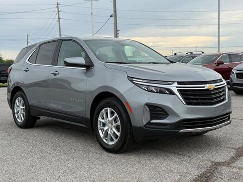 Used 2024 Chevrolet Equinox LT FWD image 8
