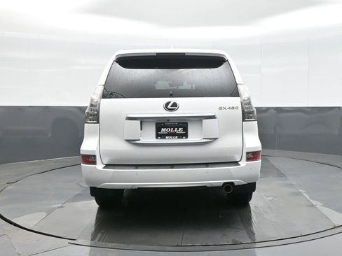 Used 2020 Lexus GX 460 Premium image 6
