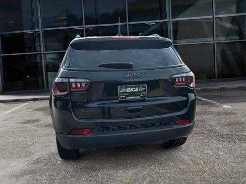 New 2026 Jeep Compass Latitude AWD/4WD image 5