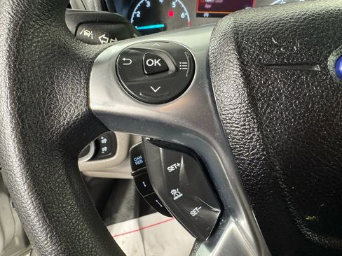 Used 2022 Ford Transit Connect XLT image 14