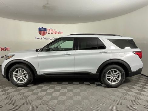 New 2026 Ford Explorer Active RWD image 6
