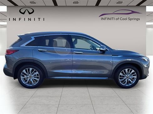 Used 2025 INFINITI QX50 Luxe image 8