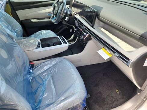 New 2025 Hyundai Tucson SEL image 10