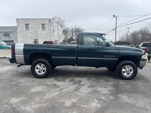 Used 1997 Dodge Ram 1500 Truck 4x4 Regular Cab image 10