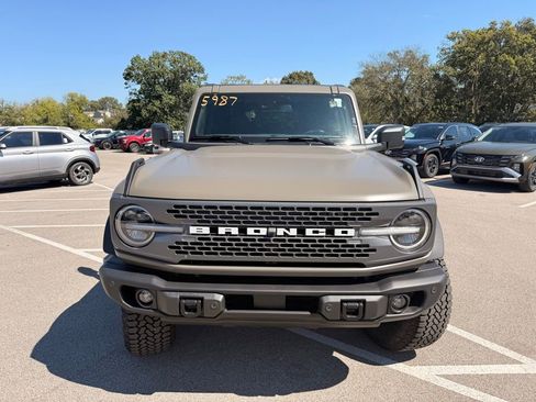 New 2025 Ford Bronco Badlands w/ Matte Film Protection Package image 3