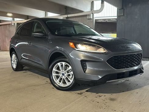 Used 2021 Ford Escape SE w/ Convenience Package image 5