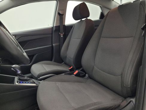 Used 2019 Hyundai Accent SE image 17