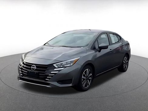 Used 2025 Nissan Versa SV FWD image 7