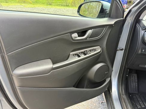 Used 2021 Hyundai Kona Ultimate w/ Cargo Package image 13