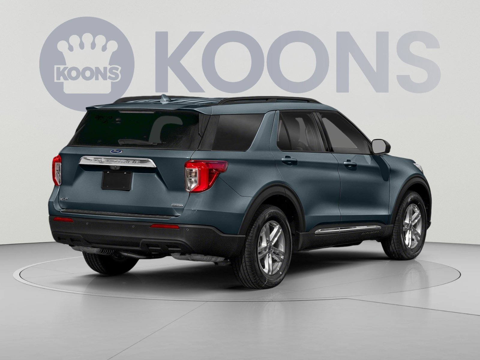 Used 2020 Ford Explorer XLT w/ Equipment Group 202A AWD/4WD image 2