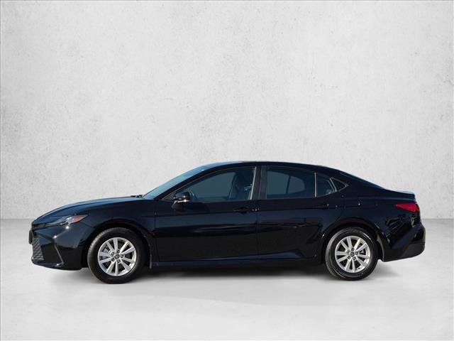 Used 2025 Toyota Camry LE FWD image 9