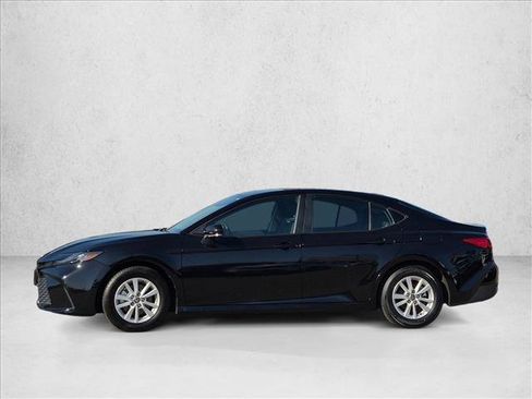 Used 2025 Toyota Camry LE FWD image 9