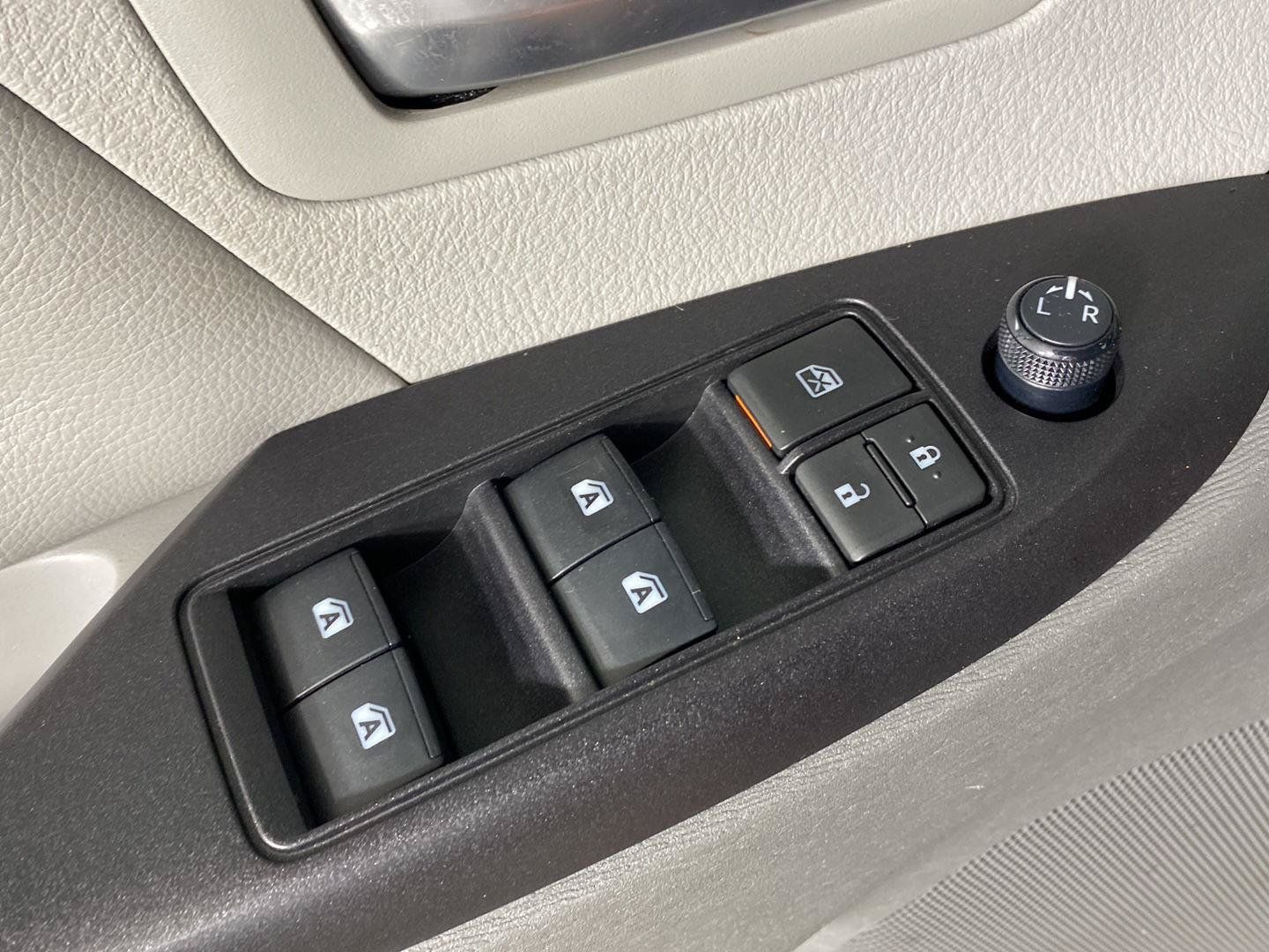 Used 2020 Toyota Sienna LE AWD/4WD image 20
