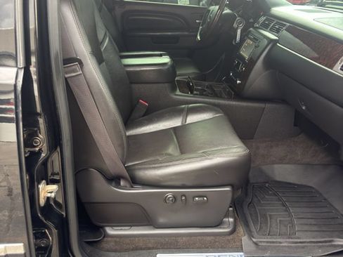 Used 2014 GMC Sierra 3500 Denali AWD/4WD image 13