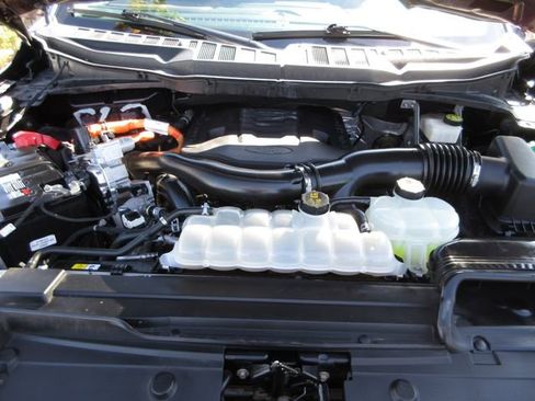 Certified 2023 Ford F150 Lariat w/ Equipment Group 502A High image 28