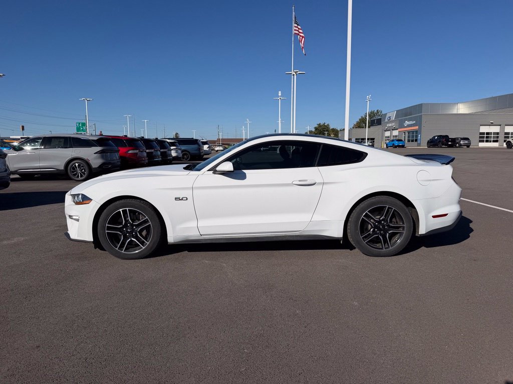 Used 2018 Ford Mustang GT RWD image 9