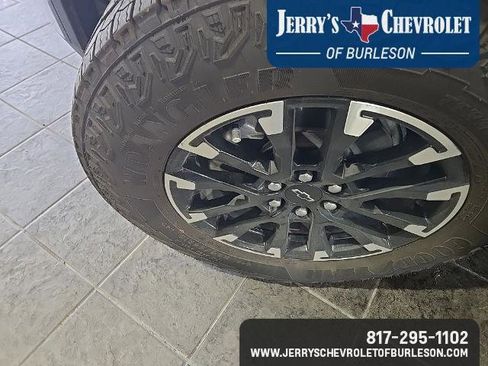Used 2026 Chevrolet Traverse Z71 w/ Enhanced Driving Package AWD/4WD image 14
