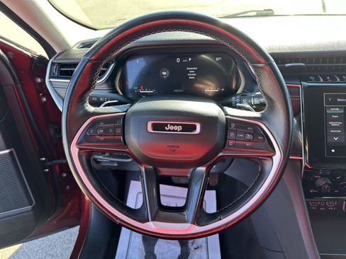 Used 2022 Jeep Grand Cherokee L Laredo w/ Luxury Tech Group I image 27