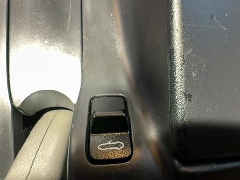 Used 2006 Porsche Boxster RWD image 41