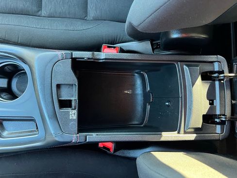 Used 2023 Dodge Durango GT image 34