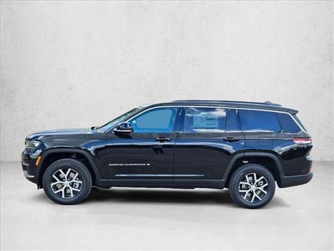 New 2025 Jeep Grand Cherokee L Limited image 8