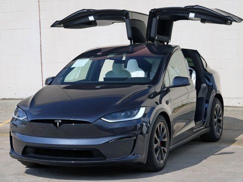 Used 2025 Tesla Model X Plaid AWD/4WD image 52