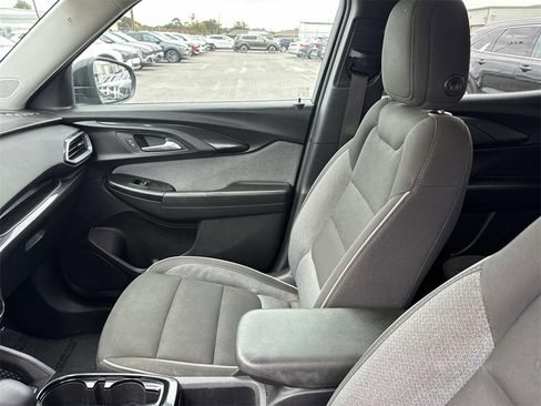 Used 2023 Chevrolet TrailBlazer LT w/ Convenience Package image 32