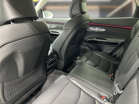 Certified 2026 Genesis GV70 2.5T AWD/4WD image 10