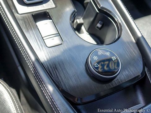 Used 2023 Nissan Rogue SL w/ SL Premium Package image 22