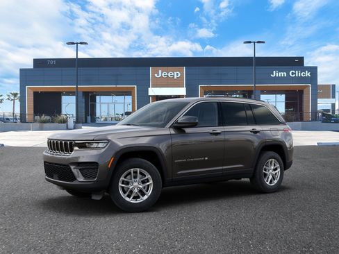 New 2025 Jeep Grand Cherokee Laredo X w/ Trailer Tow Package image 2