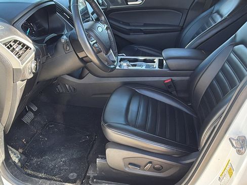 Used 2023 Ford Edge SEL image 16