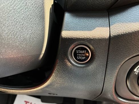 Used 2023 Nissan Frontier PRO-4X w/ Pro Convenience Package AWD/4WD image 31