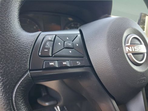 Used 2024 Nissan Altima 2.5 S FWD image 13