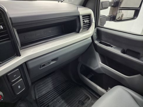 Used 2023 Ford F350 XL w/ 360-Degree Camera Package image 11