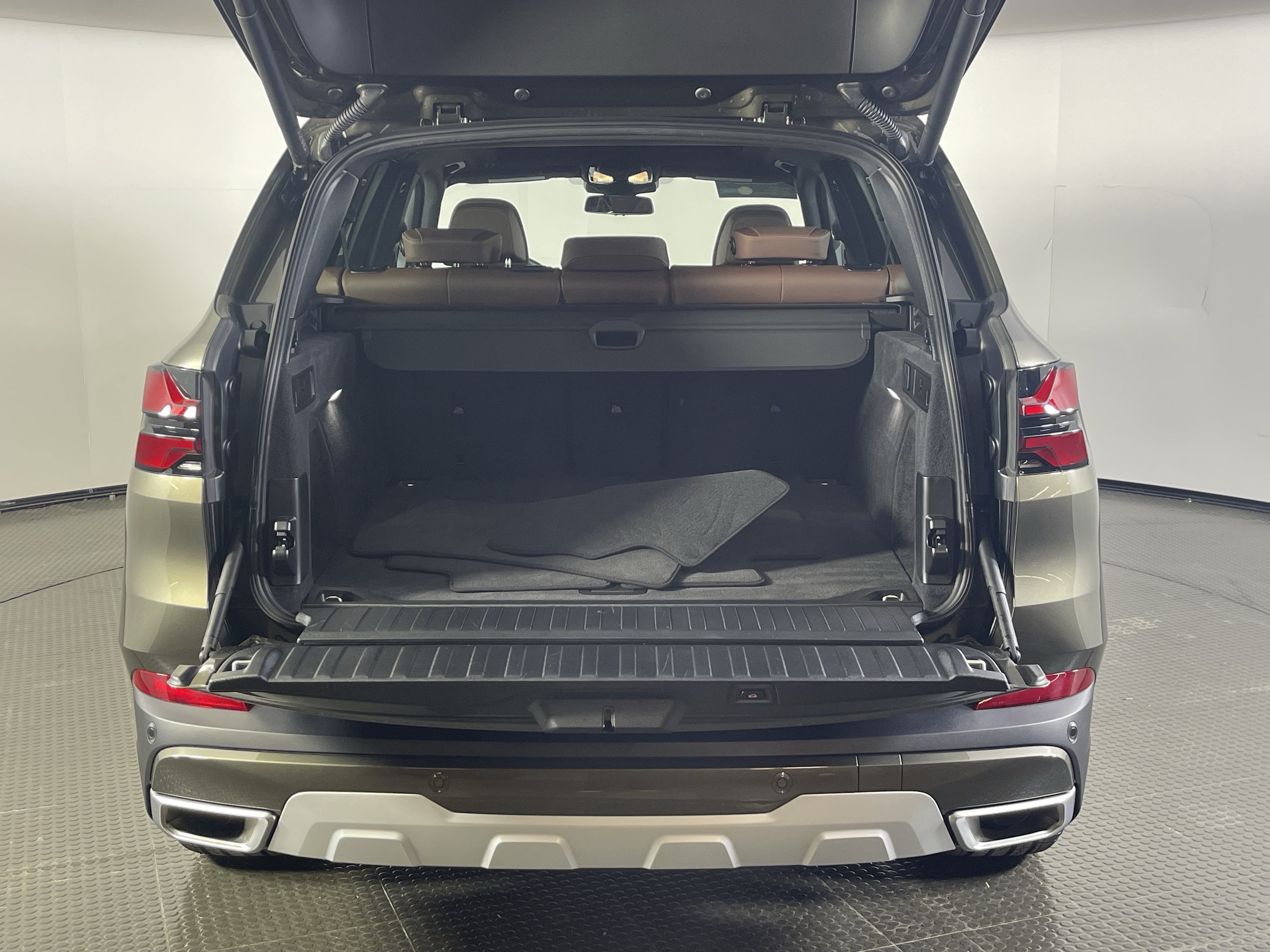 Certified 2026 BMW X5 xDrive40i AWD/4WD image 8