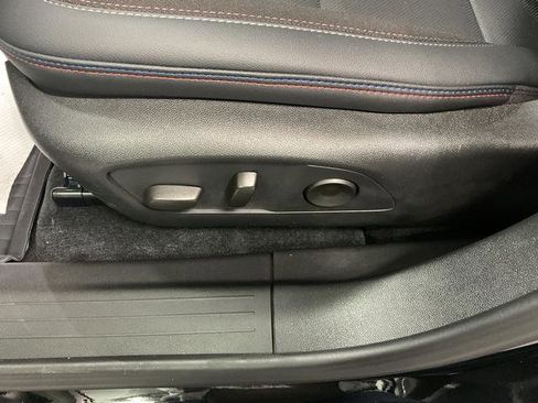 Used 2025 Chevrolet Equinox EV RS FWD image 12