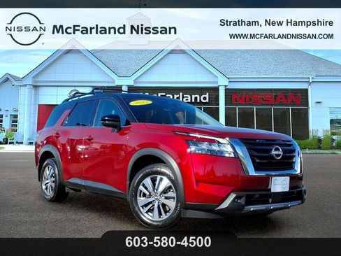 Certified 2023 Nissan Pathfinder SL AWD/4WD image 1