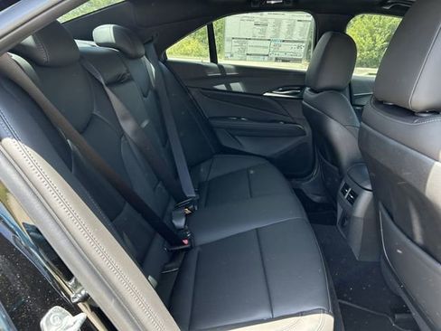 New 2025 Cadillac CT4 Premium Luxury image 29